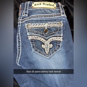 Rock Revivals size 25 skinny